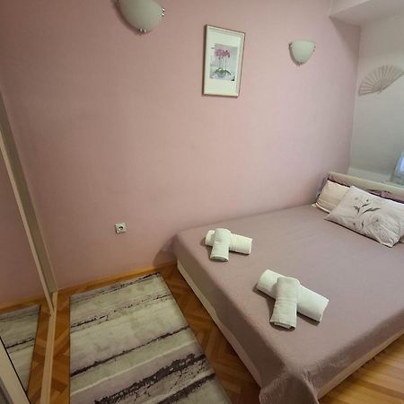 New Apartment 8, Self Check-In, Free Parking Skopje Exterior photo